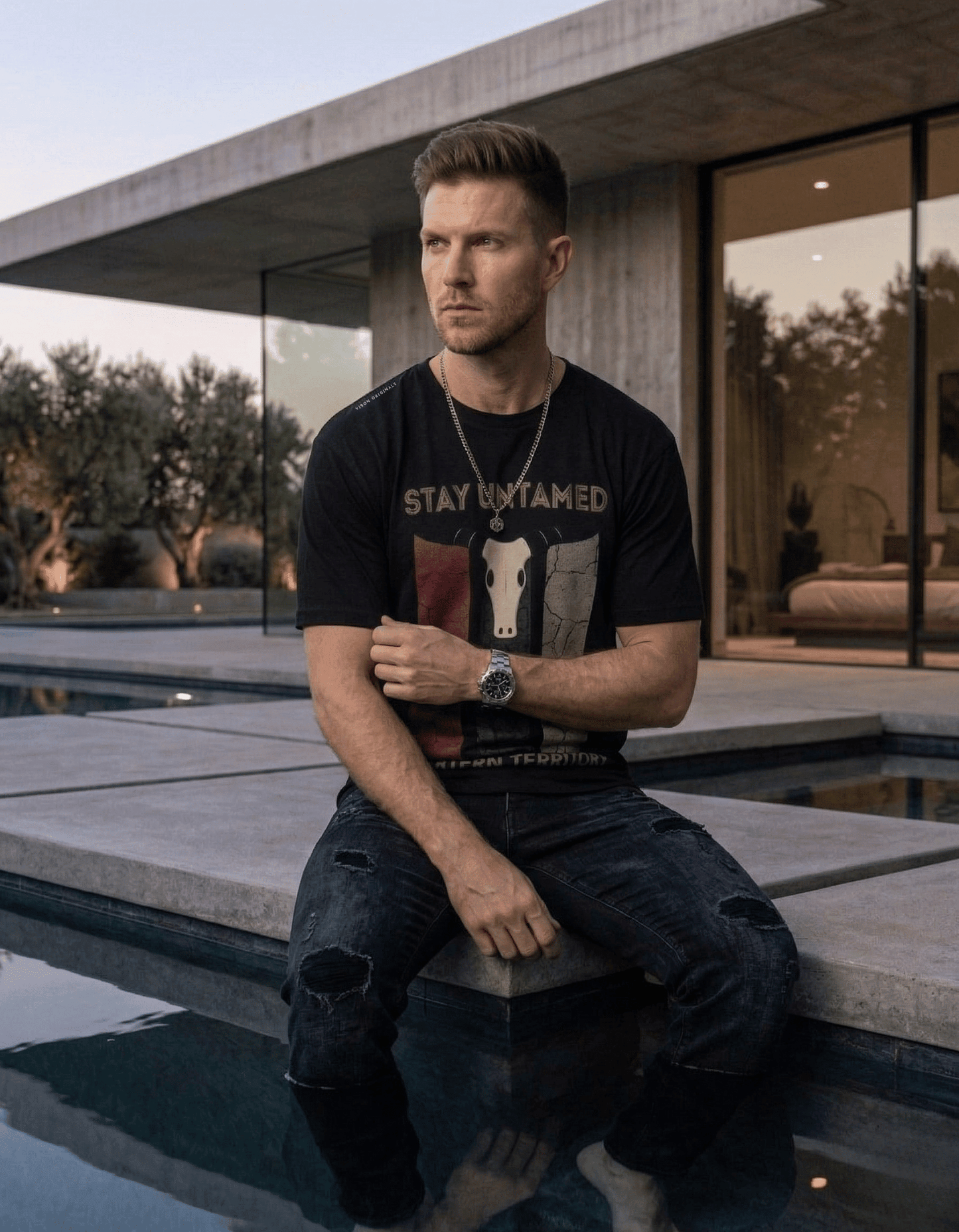 Black Oversized – Stay Untamed Graphic - VIBON Originals