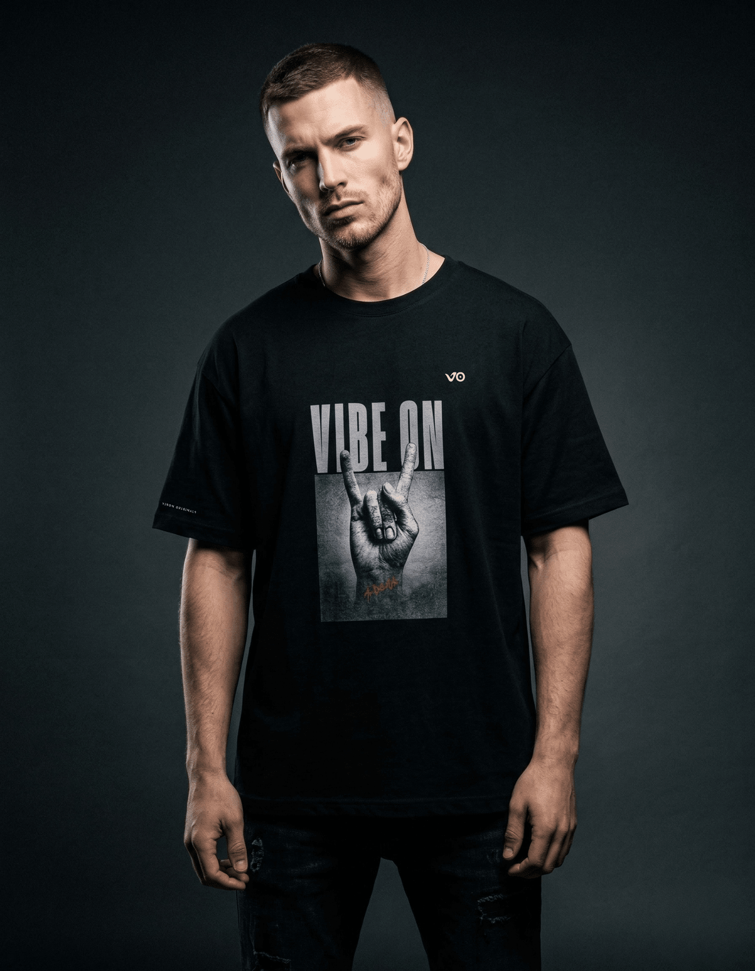 Black Oversized T-Shirt – Vibe On Graphic - VIBON Originals