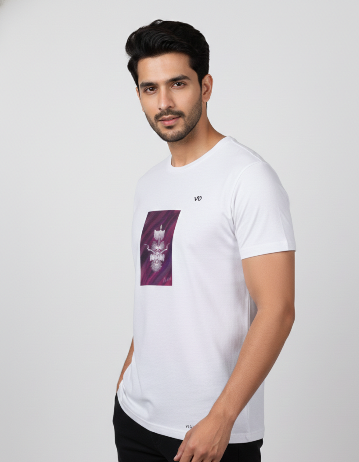 White Regular Fit 100% Cotton T-Shirt Abstract Graphic Print